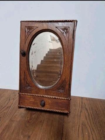 ANTIEK BROCANTE MEDICIJNKASTJE beschikbaar voor biedingen