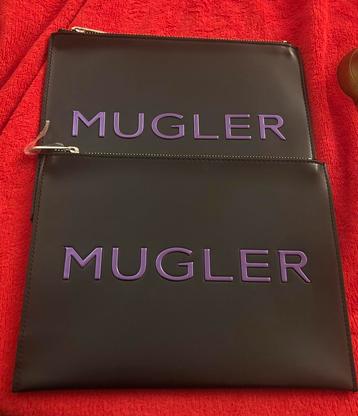 Mugler toilettas/ make - up tasje beschikbaar voor biedingen