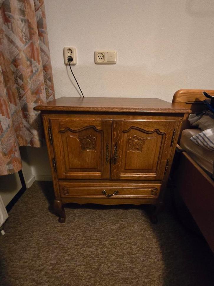 Gratis meubels etc, Huis en Inrichting, Kasten | Dressoirs, 50 tot 100 cm, 25 tot 50 cm, Ophalen of Verzenden