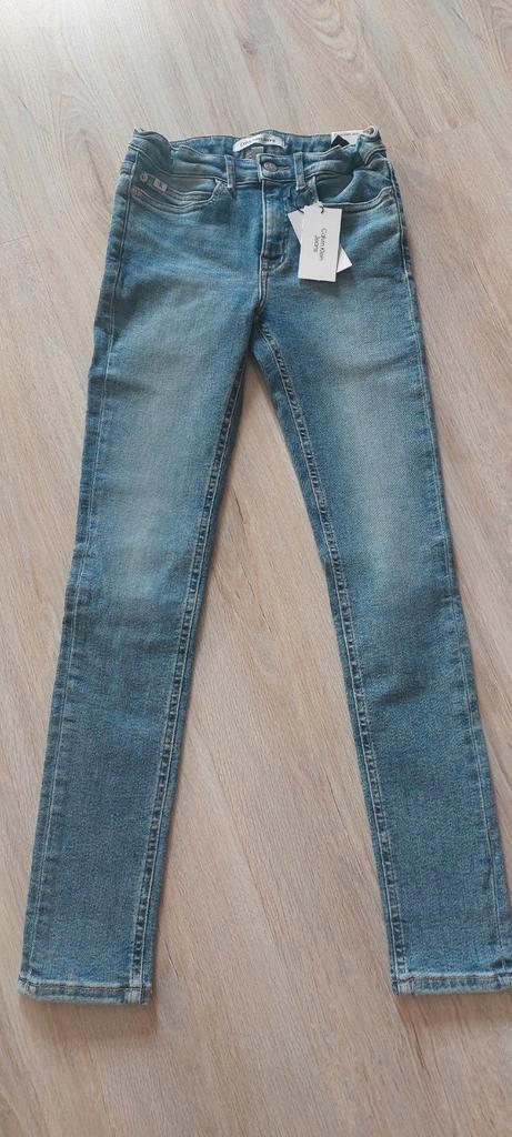 Calvin Klein Meisjes Spijkerbroek Maat 164, Kinderen en Baby's, Kinderkleding | Maat 146, Nieuw, Meisje, Broek, Ophalen