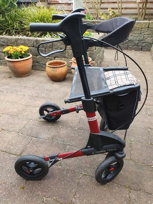 Degelijke ROLLATOR, Diversen, Rollators, Nieuw, Lichtgewicht, Opvouwbaar, Ophalen
