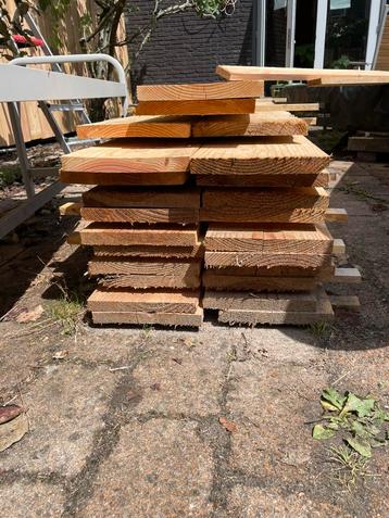 Douglas schuttingplanken 22mm x 200mm x 4000mm beschikbaar voor biedingen