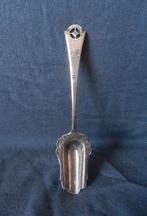 Zilveren suikerschep gegraveerd en ajour Hollands Deco 1918, Antiek en Kunst, Antiek | Goud en Zilver, Ophalen of Verzenden, Zilver