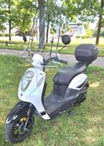 PRACHTIGE NIEUW MODEL SYM MIO 50i SNOR SCOOTER BOUWJAAR 2020, Fietsen en Brommers, Scooters | SYM, Zo goed als nieuw, Benzine