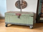 Antieke metalen kist op wielen, Ophalen, Gebruikt, 50 tot 100 cm, Minder dan 50 cm