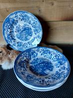 4 vintage porseleinen borden, Antiek en Kunst, Antiek | Servies los, Ophalen of Verzenden