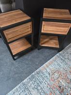 2 Nieuwe Nachtkastjes Hout/Metaal frame zwart, Huis en Inrichting, Slaapkamer | Nachtkastjes, Ophalen, Nieuw, 55 tot 70 cm, 45 tot 65 cm