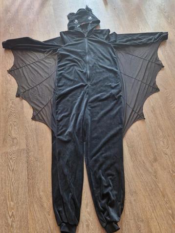 Halloween vleermuis one sie maat 38/40 beschikbaar voor biedingen