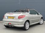 Peugeot 206 CC 2.0-16V Roland Garros | Nette onderhouden aut, Auto's, Peugeot, Gebruikt, 4 cilinders, Cabriolet, 4 stoelen