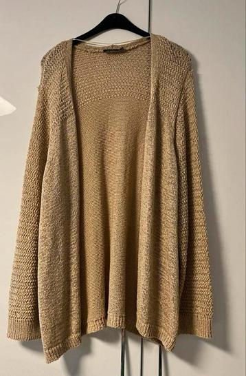 Yesta vestje goud nieuw beschikbaar voor biedingen