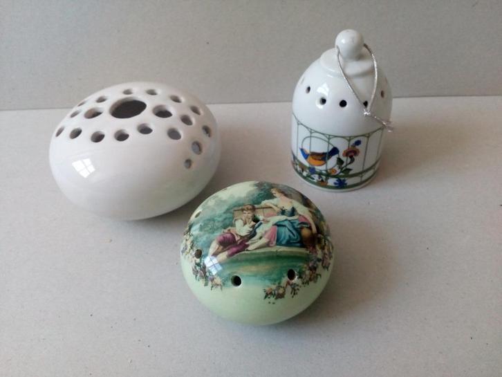 Geurbollen/pomanders.O.a.Ye olde.Vogelkooitje,Pr.p/st vanaf, Antiek en Kunst, Curiosa en Brocante, Ophalen of Verzenden