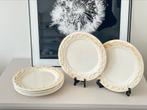 6 Mooie borden  - beige naturel met bladeren, Keramiek, Ophalen of Verzenden, Zo goed als nieuw, Bord(en)