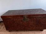 Mooie antieke dekenkist met houtsnijwerk, Antiek en Kunst, Ophalen of Verzenden