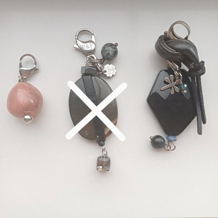 Pimps and pearls hangers, Sieraden, Tassen en Uiterlijk, Bedels, Verzenden