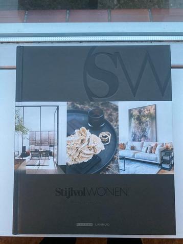 Stijlvol Wonen Magnum Edition - Nette Staat beschikbaar voor biedingen
