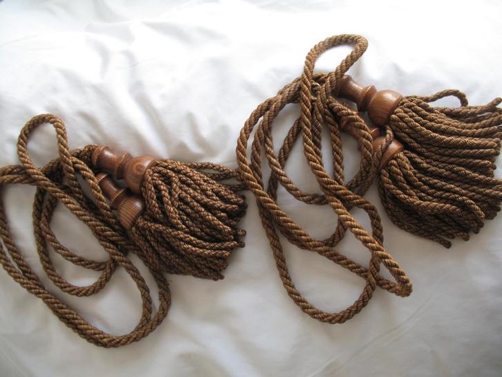 Embrasse 2 Gordijnkwasten aan 1 Koord Bruintinten* Set van 2, Antiek en Kunst, Curiosa en Brocante, Ophalen of Verzenden