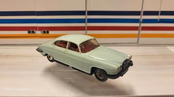 Norev Plastique Plastic No.19 Jaguar MK10  beschikbaar voor biedingen