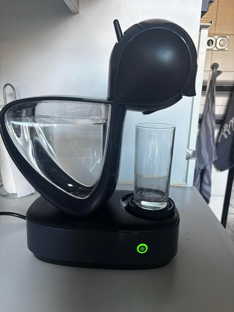 Dolce Gusto Infinissima, Witgoed en Apparatuur, Koffiezetapparaten, Ophalen, Afneembaar waterreservoir, Gebruikt, Koffiepads en cups