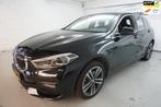 BMW 1-serie 116i Business Edition Plus /BTW AUTO /CAMERA / N, Stof, Gebruikt, Zwart, Bedrijf