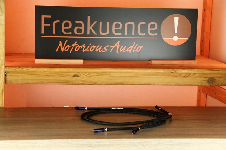 Jorma Design Duality RCA 150cm TRADE OK. Check Freakuence!, Audio, Tv en Foto, Audiokabels en Televisiekabels, Zo goed als nieuw