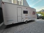 Caravelair caravan met stapelbed en voortent, Caravans en Kamperen, Caravans, Serviceluik, Vast bed, Treinzit, Particulier
