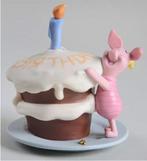 Disney - Knorretje/Piglet met verjaardag taart, Ophalen of Verzenden, Winnie de Poeh of vrienden, Nieuw, Beeldje of Figuurtje