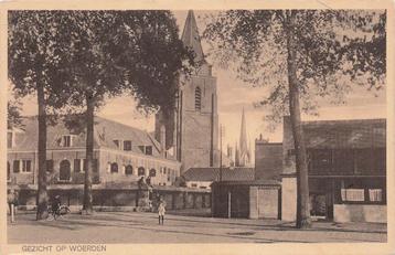 A100 Woerden Kerk met kerkhof en omg. uitg de Koning 1931 beschikbaar voor biedingen