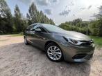 Opel Astra Sports Tourer 1.2 Turbo / Elegance / Trekhaak, Auto's, Voorwielaandrijving, 65 €/maand, 1199 cc, Leder en Stof