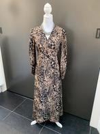Wikkeljurk met dierenprint., Bruin, Ophalen of Verzenden, Zo goed als nieuw, Maat 34 (XS) of kleiner