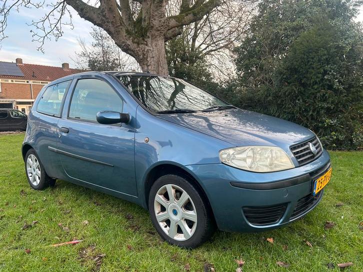 Fiat Punto 1.4 16V 3DR 2004 Blauw !Trekhaak!, Auto's, Fiat, Bedrijf, Punto, Trekhaak, Benzine, C, Hatchback, Handgeschakeld, Origineel Nederlands