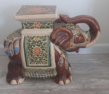 Keramiek - Olifant - 50 x 42 x 20 cm  beschikbaar voor biedingen