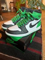 Jordan 1 retro high OG lucky green, Kleding | Heren, Schoenen, Overige kleuren, Nike, Nieuw, Ophalen of Verzenden