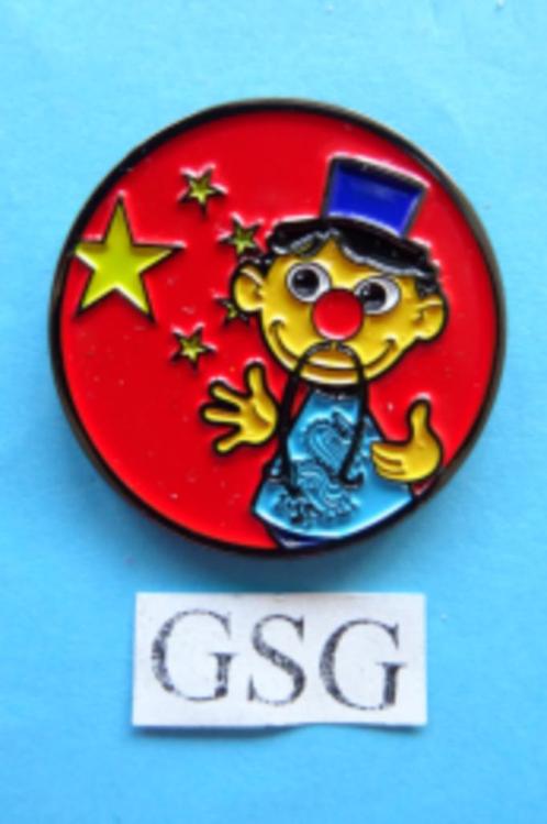 Carnaval Festival China nr. EPP428-02, Verzamelen, Efteling, Zo goed als nieuw, Button of Speldje, Ophalen