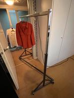 Verstelbaar Kledingrek op Wieltjes, Kleding | Dames, Kledingrekken, Ophalen, Met wielen, Gebruikt