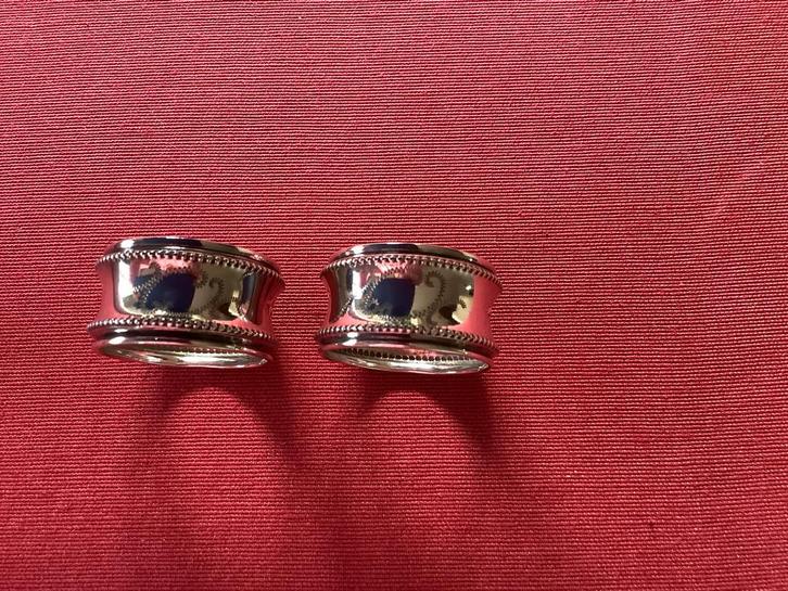 Zilveren antieke servetringen 800 met decoratieve gravering, Antiek en Kunst, Antiek | Goud en Zilver, Zilver, Ophalen of Verzenden