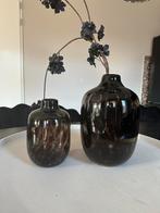 Zwarte panterprint vazen | 2x, Minder dan 50 cm, Glas, Ophalen of Verzenden, Zo goed als nieuw