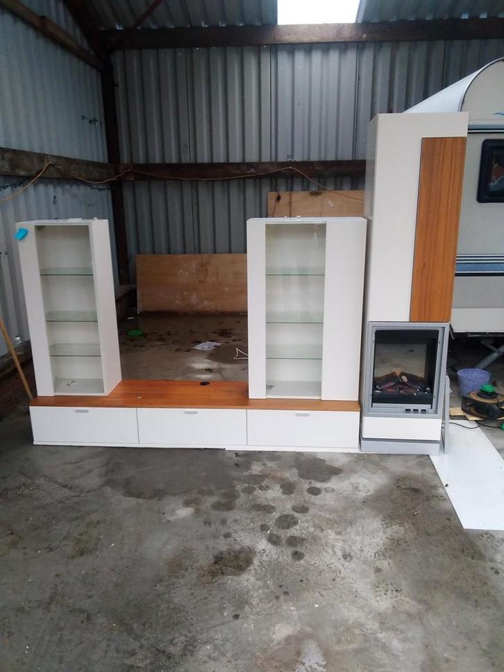 Draaibare wandkast met sfeerhaard, Huis en Inrichting, Kasten | Televisiemeubels, Gebruikt, 100 tot 150 cm, Minder dan 50 cm, 25 tot 50 cm