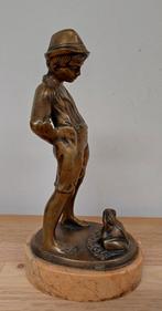 Brons beeldje van jongen en kikker, Ophalen of Verzenden, Brons