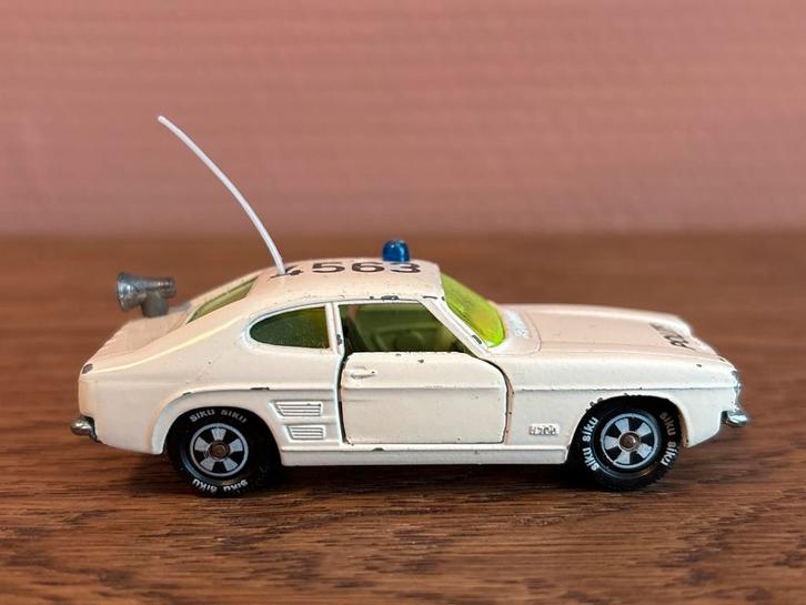 Siku Ford Capri 1700 GT Politieauto (V310) – Made in Germany, Hobby en Vrije tijd, Modelauto's | Overige schalen, Gebruikt, Auto