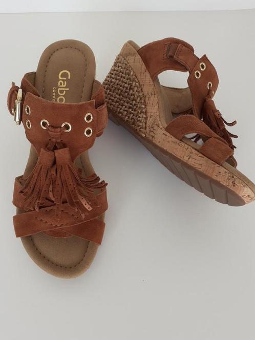 Mooie leren Gabor slippers 37, Kleding | Dames, Schoenen, Zo goed als nieuw, Sandalen of Muiltjes, Bruin, Ophalen of Verzenden