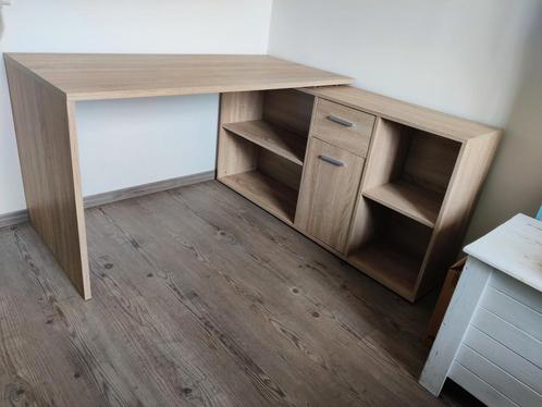 Gratis afhalen Hoekbureau inclusief stoel, Huis en Inrichting, Bureaus, Zo goed als nieuw, Ophalen