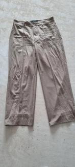 Pull&Bear Beige Broek - Maat 44, Kleding | Dames, Broeken en Pantalons, Beige, Maat 42/44 (L), Zo goed als nieuw, Lang