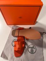 Hermes slippers oranje, Kleding | Dames, Ophalen of Verzenden, Nieuw, Oranje