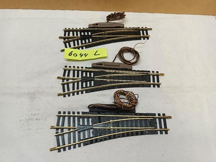 FLEISCHMANN  6044 WISSELS 1 X HAND 3 X ELEKTRI LINKSLEIDEND, Hobby en Vrije tijd, Modeltreinen | H0, Gebruikt, Rails, Gelijkstroom