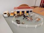 Schleich manege met paarden en trailer, Ophalen of Verzenden, Gebruikt, Paard, Beeldje of Figuurtje