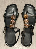 Zwarte sandalen met schelpen - 40, Ophalen, Gedragen, Zwart, Slippers