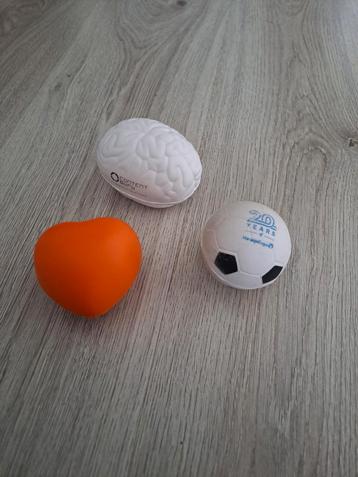 Knijpballen set van 3 hart voetbal en hersenen antistress beschikbaar voor biedingen