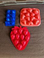 IJsvormpjes - rode zijn van rubber en blauwe hard plastic, Ophalen of Verzenden, Zo goed als nieuw