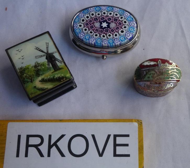 3 UNIEKE PILLENDOOSJES * Hogere Prijs *, Verzamelen, Overige Verzamelen, Verzenden