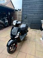 Keurige SYM Fiddle 2 uit 2020 mat zwart, Fietsen en Brommers, Scooters | SYM, Ophalen, Zo goed als nieuw, Benzine, Fiddle